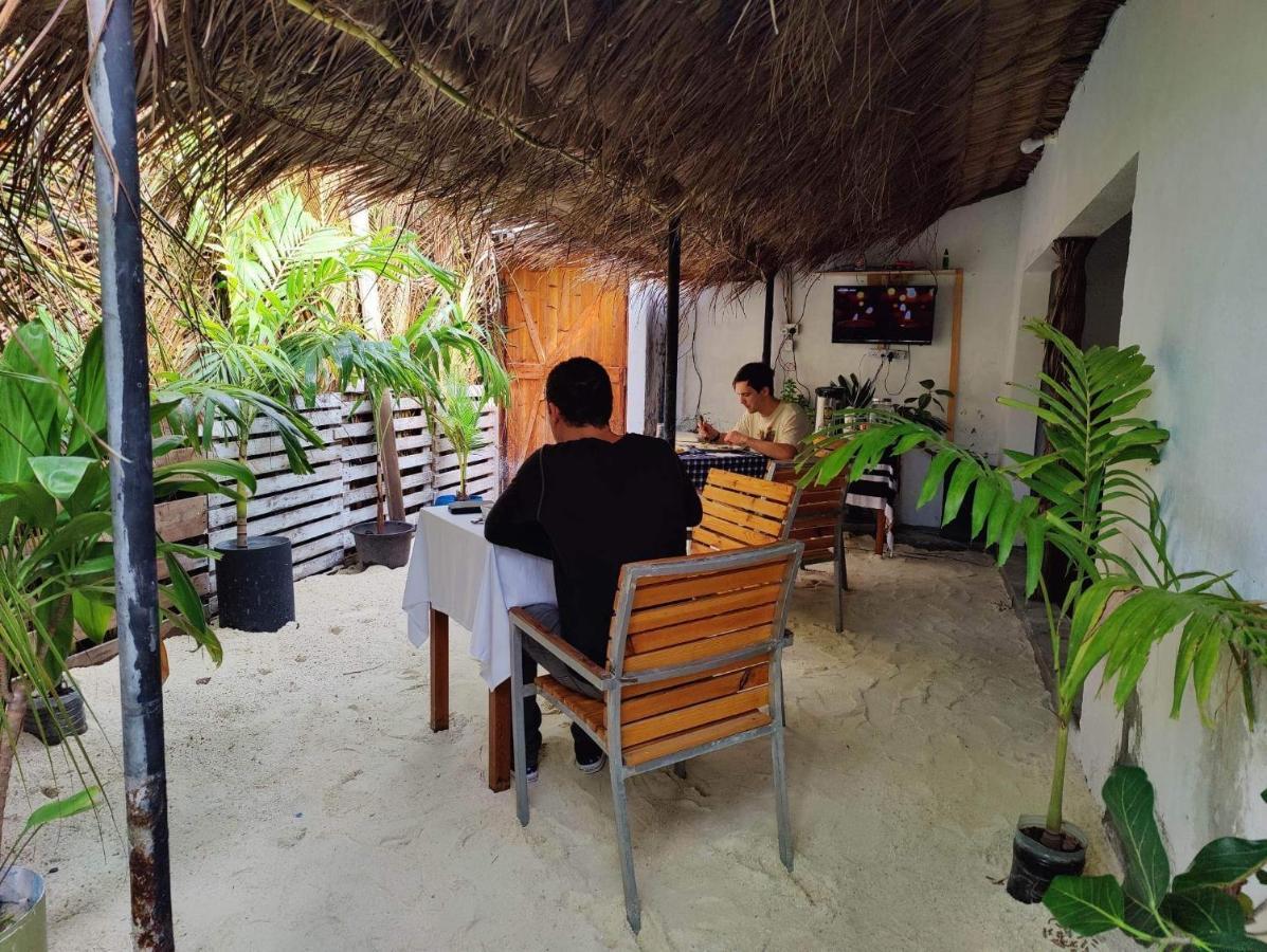 Rashuthere Maldives Rasdhoo Bagian luar foto